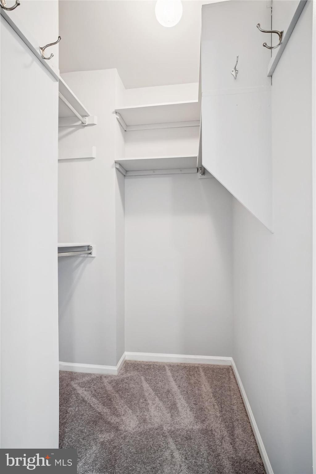 DRANESVILLE ESTATES - Residential