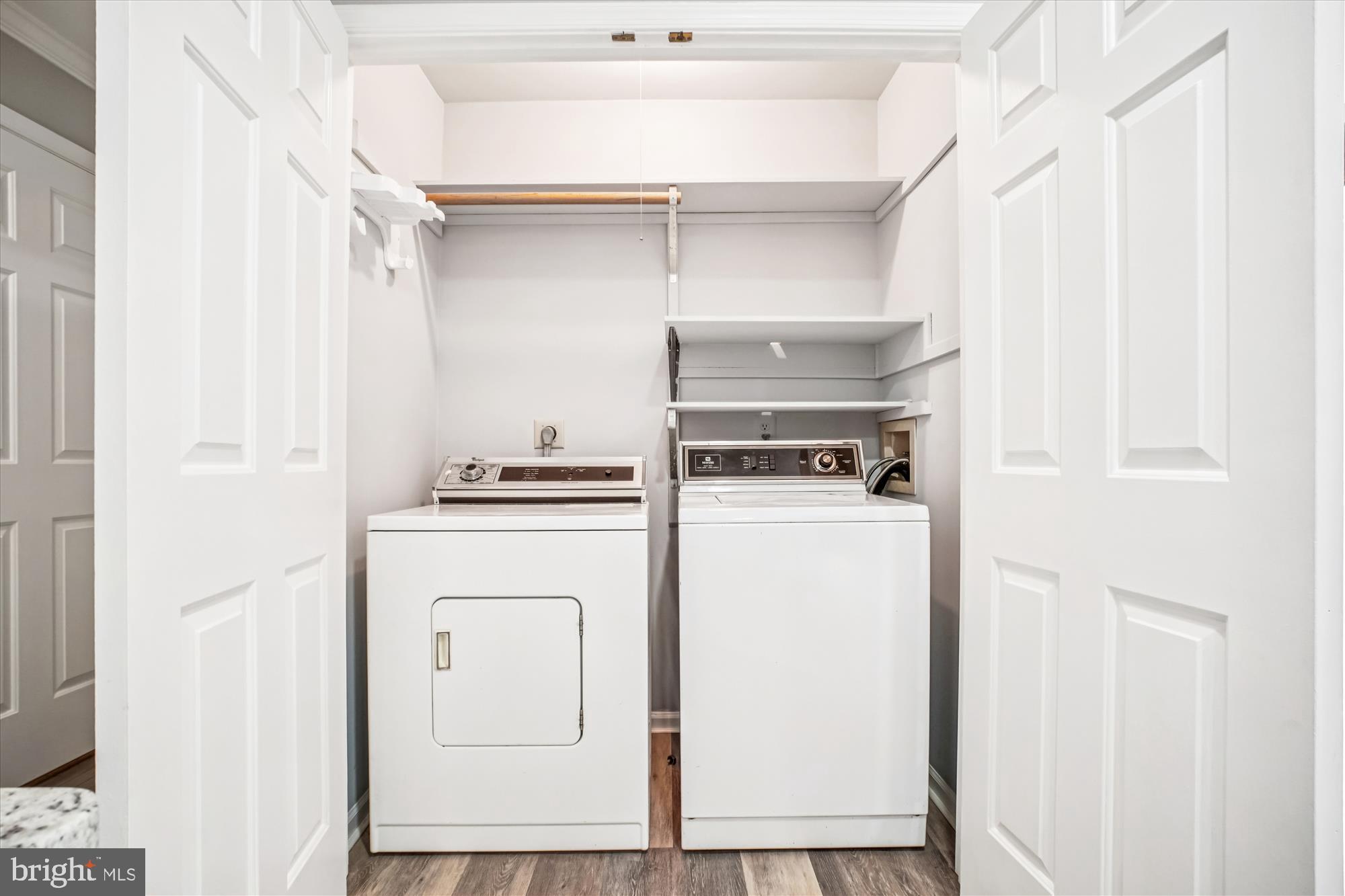 DRANESVILLE ESTATES - Residential