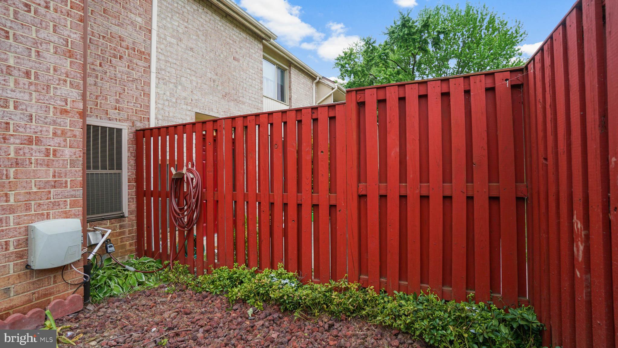 VILLAGE OF WILDE LAKE - Residential