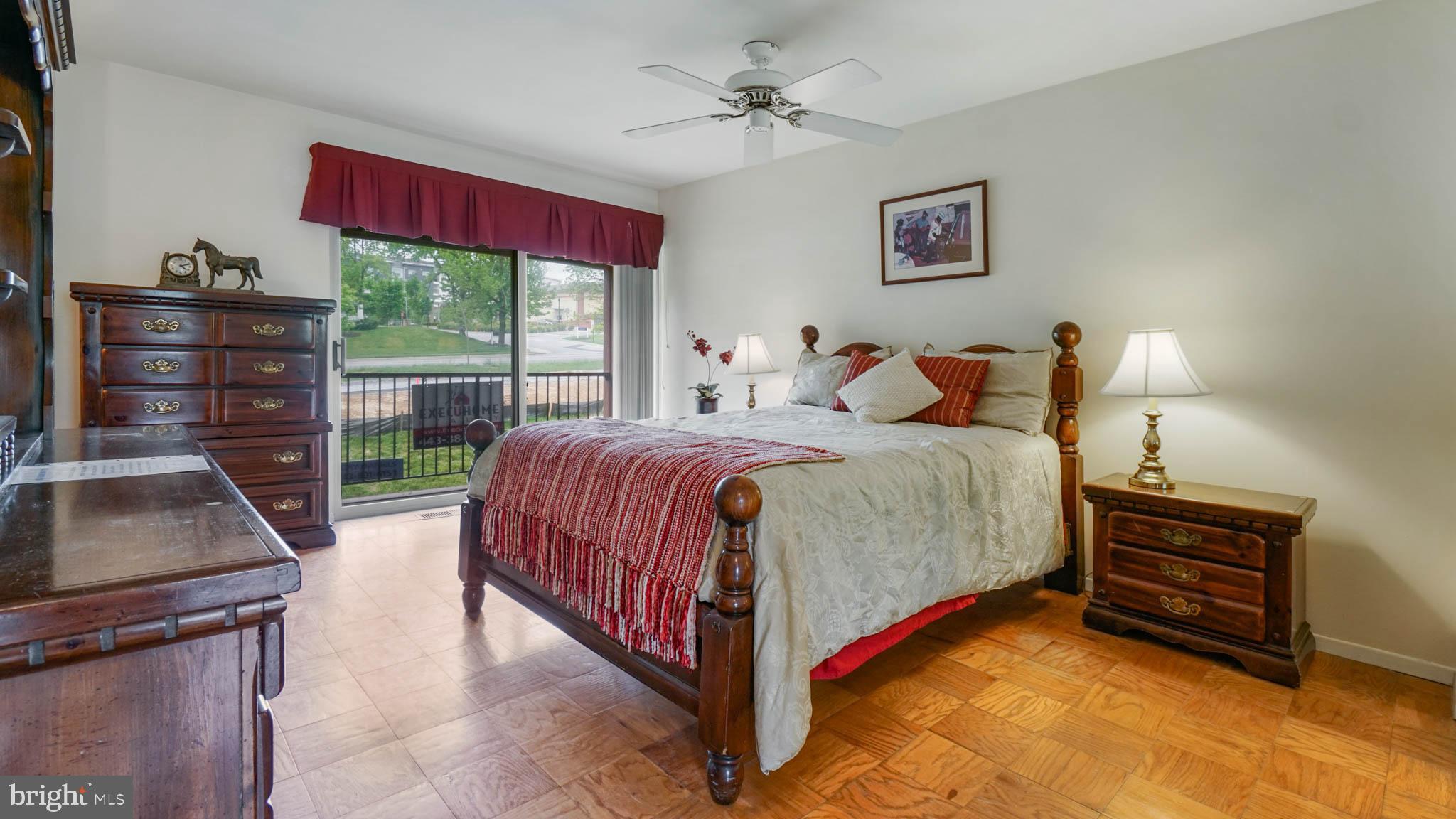 VILLAGE OF WILDE LAKE - Residential