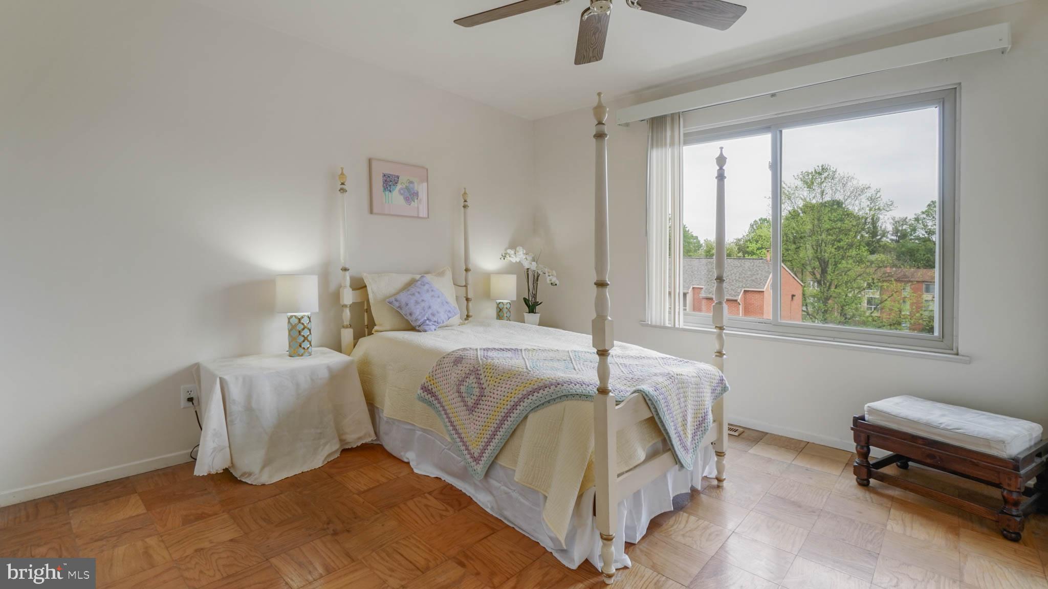 VILLAGE OF WILDE LAKE - Residential