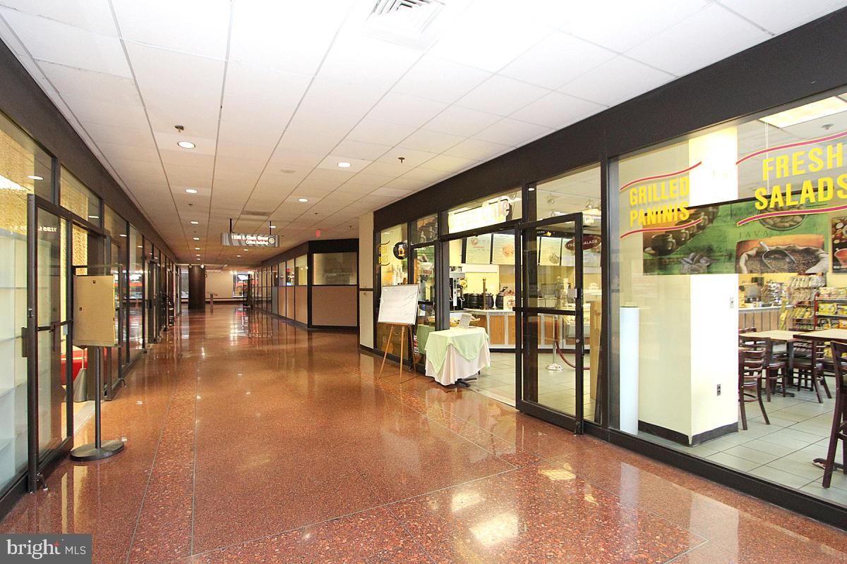 CRYSTAL GATEWAY - Residential