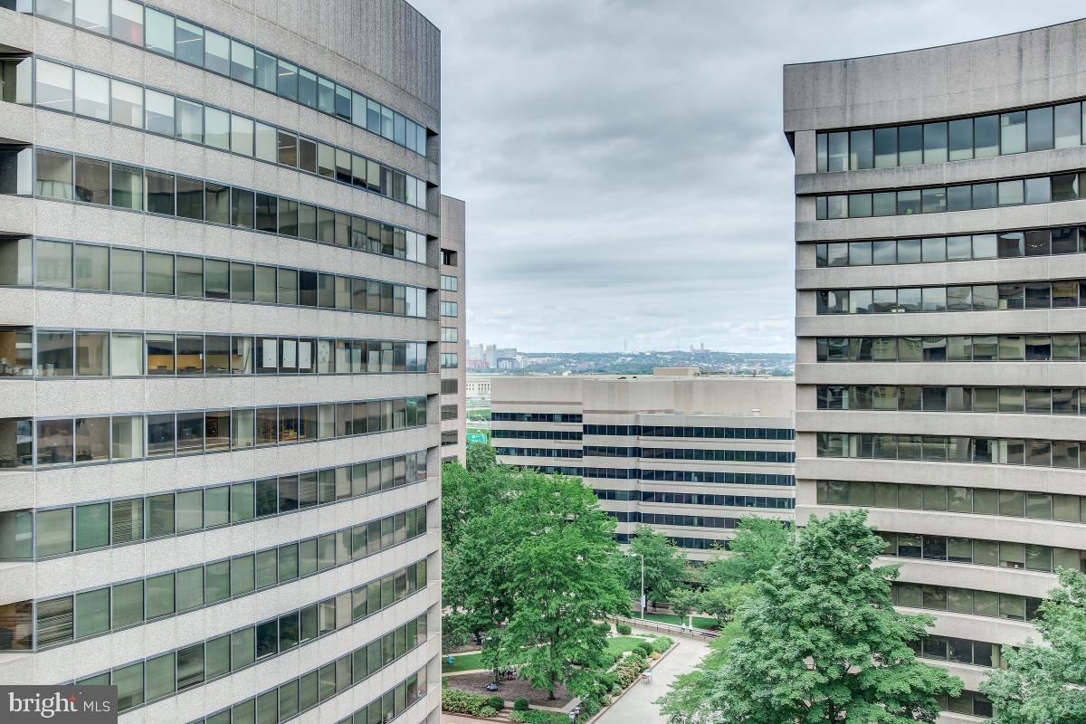 CRYSTAL GATEWAY - Residential