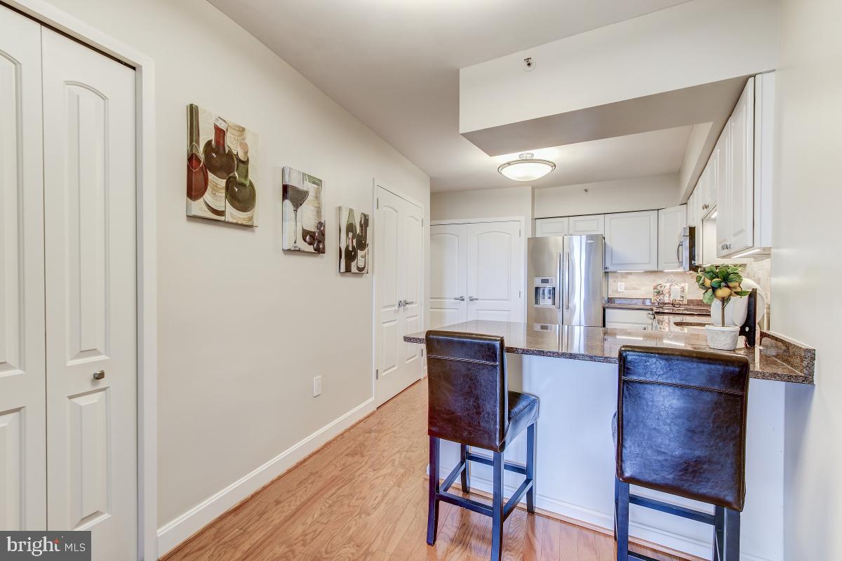 CRYSTAL GATEWAY - Residential