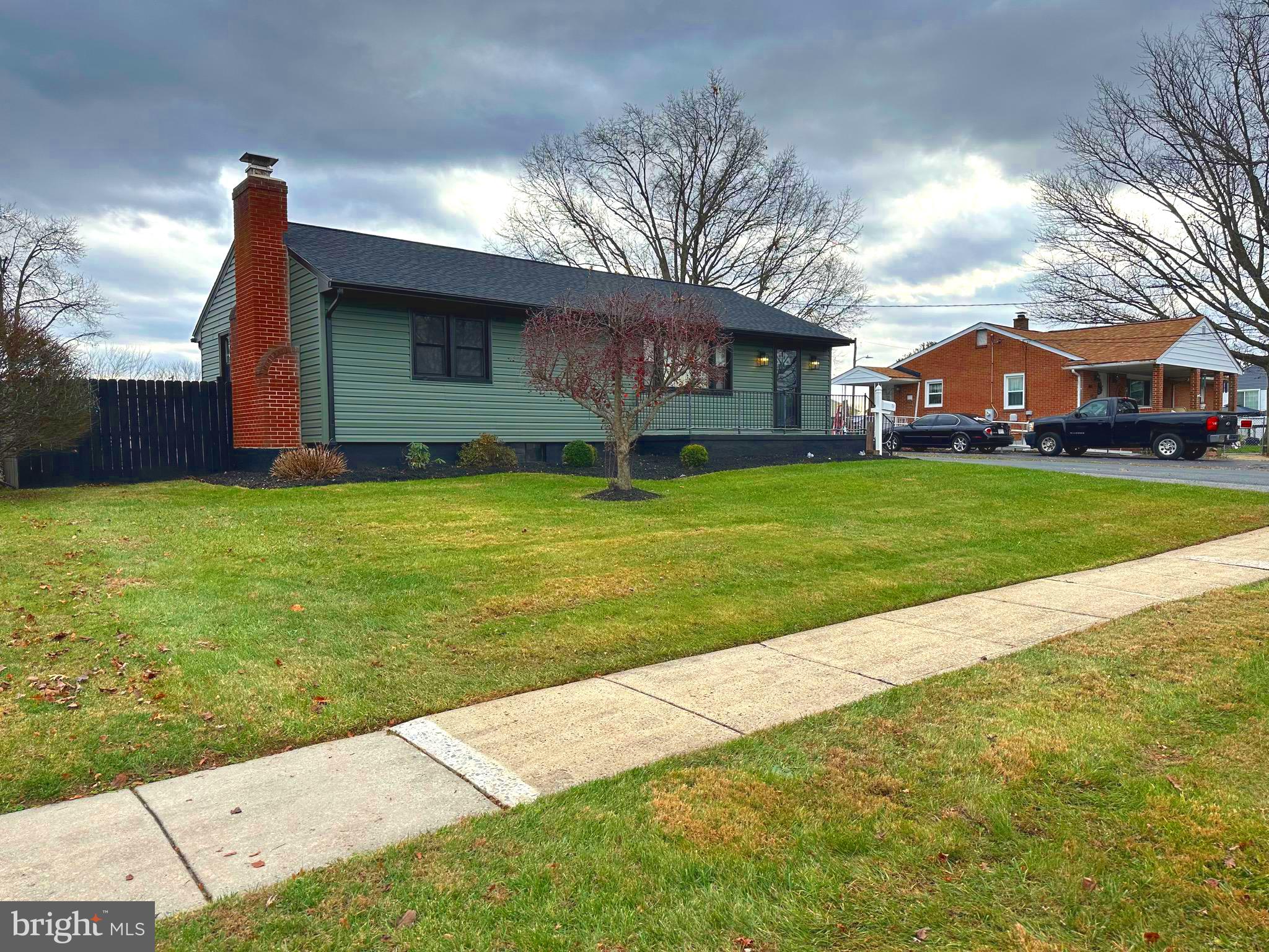 HILLSDALE - Residential