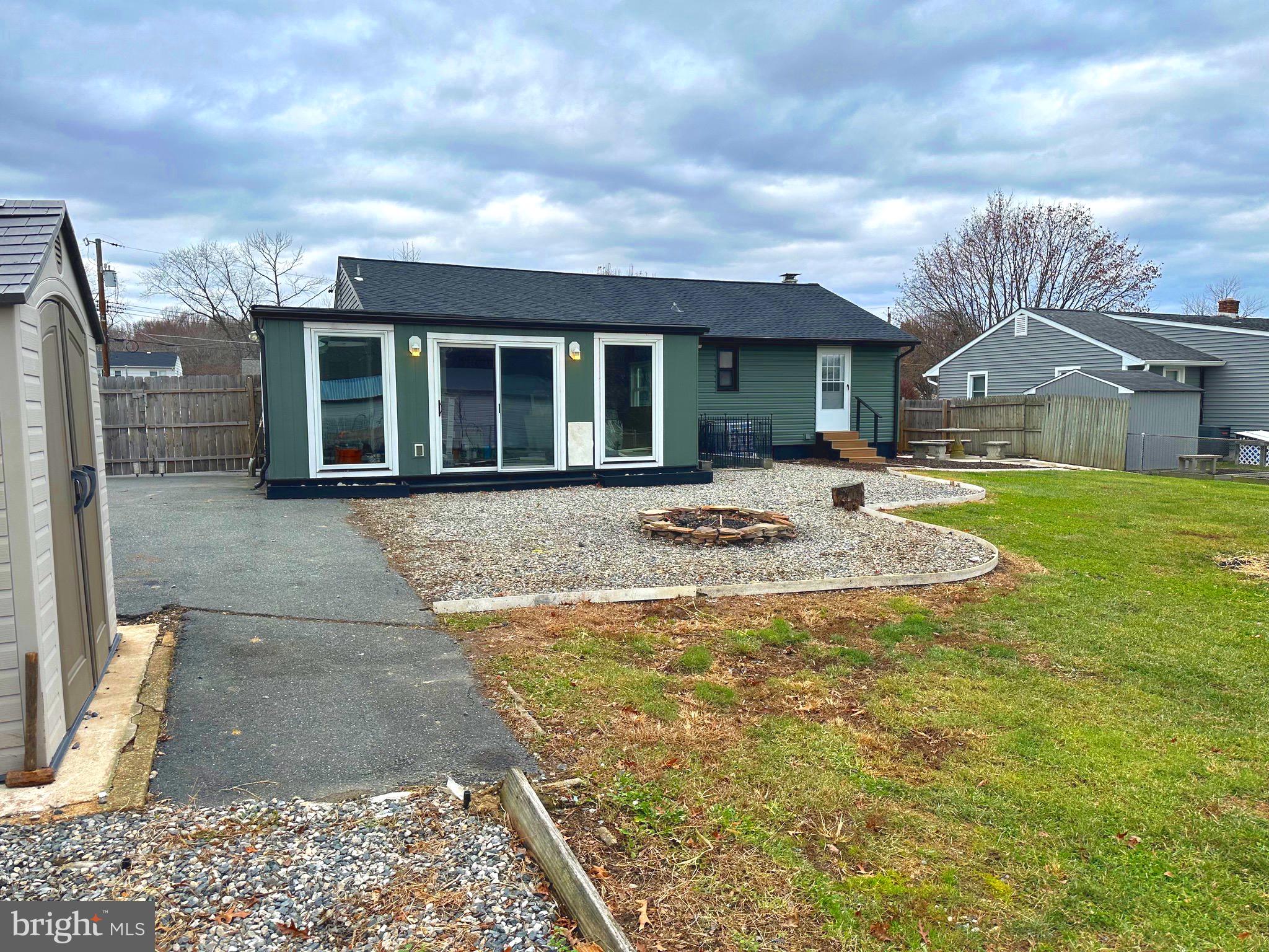 HILLSDALE - Residential