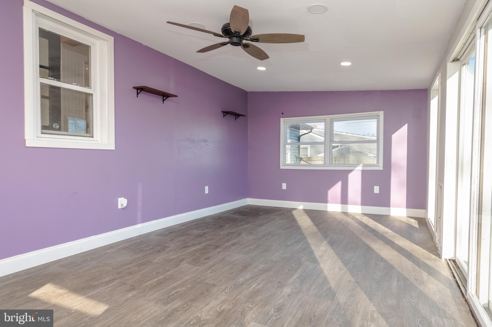 HILLSDALE - Residential