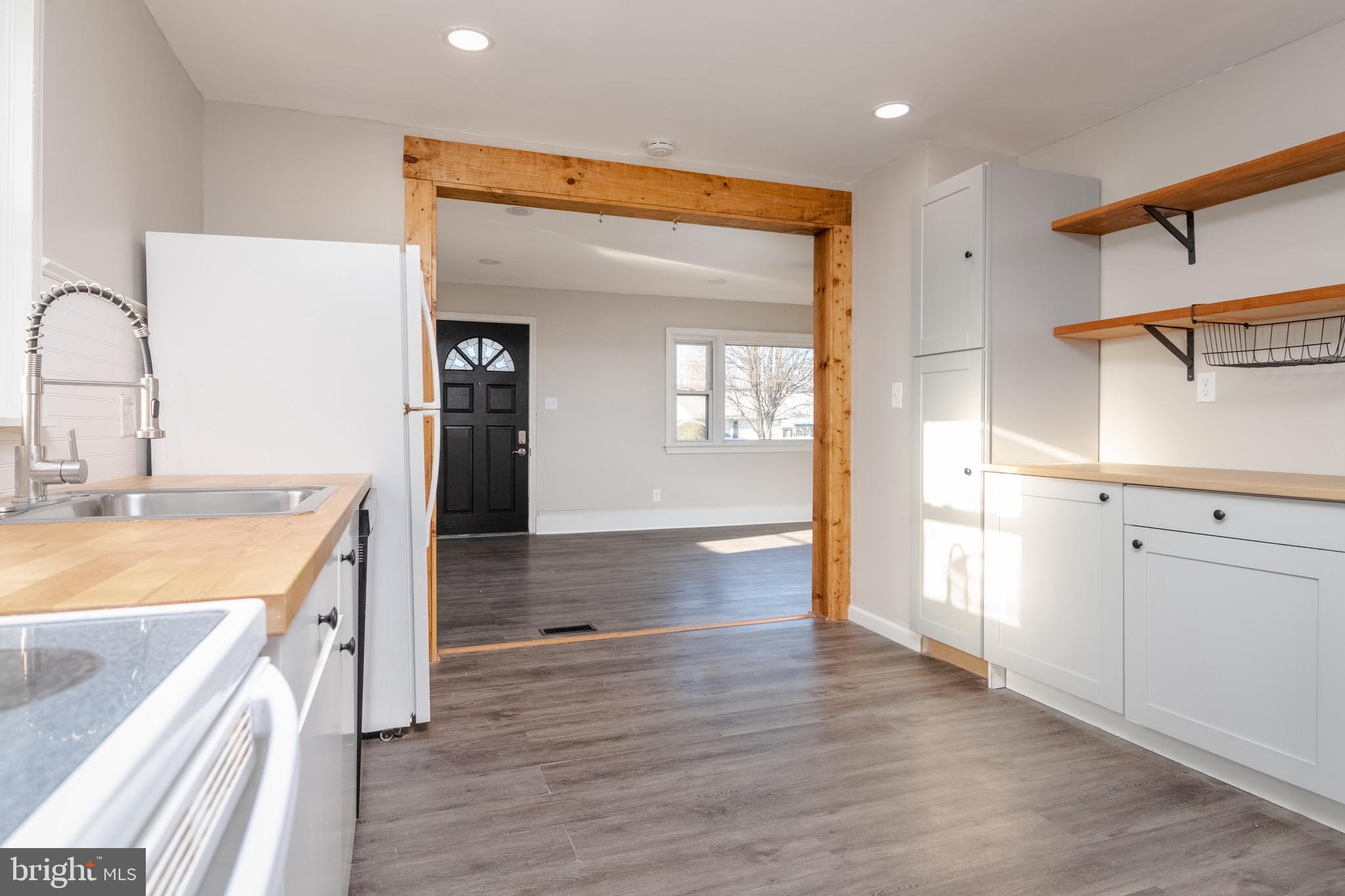 HILLSDALE - Residential