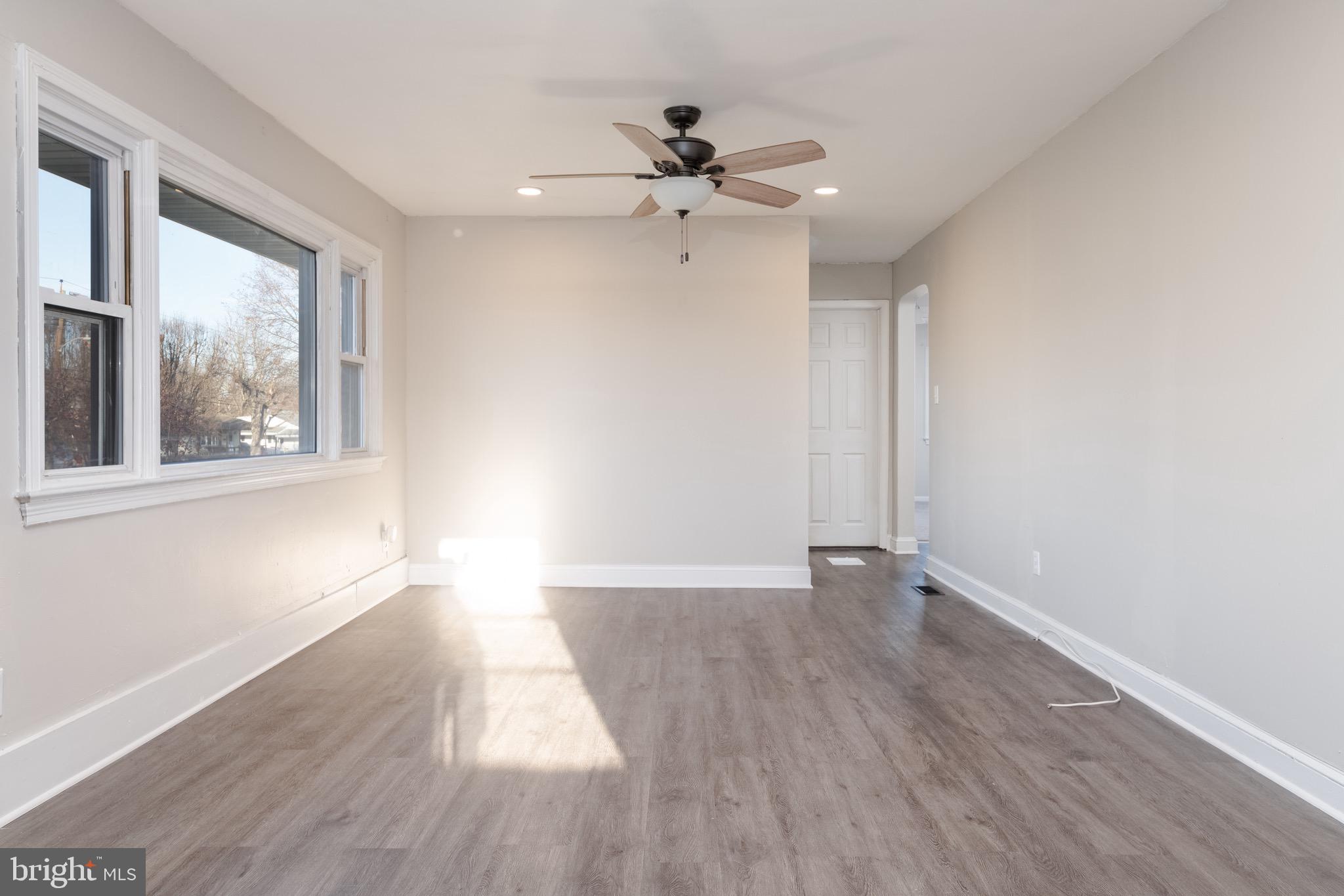 HILLSDALE - Residential