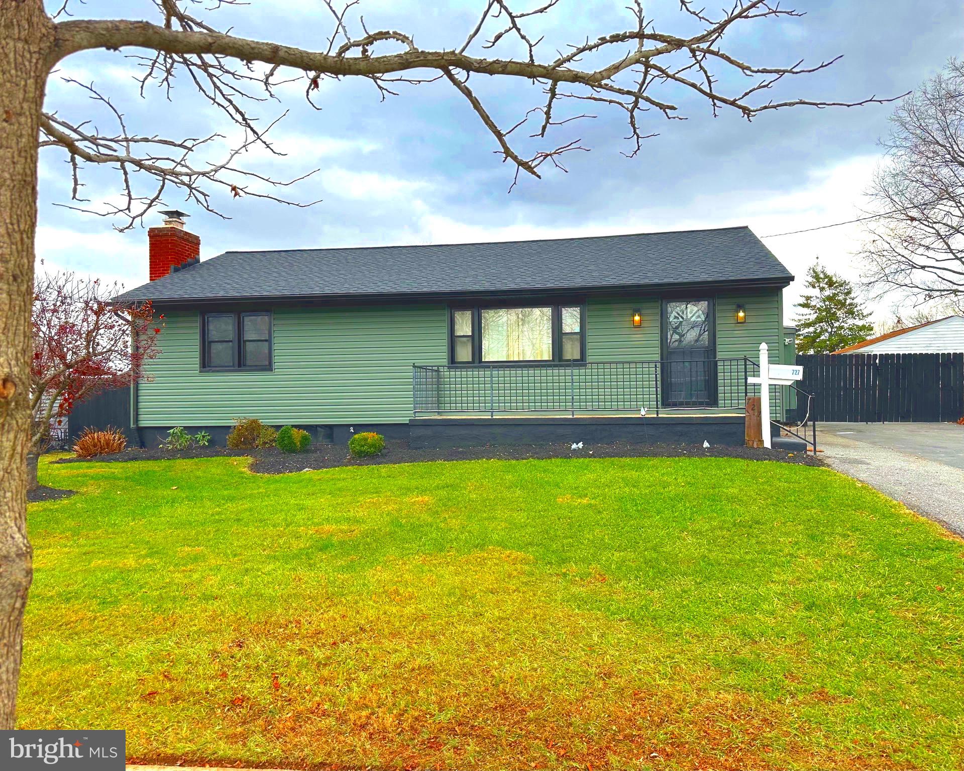 HILLSDALE - Residential