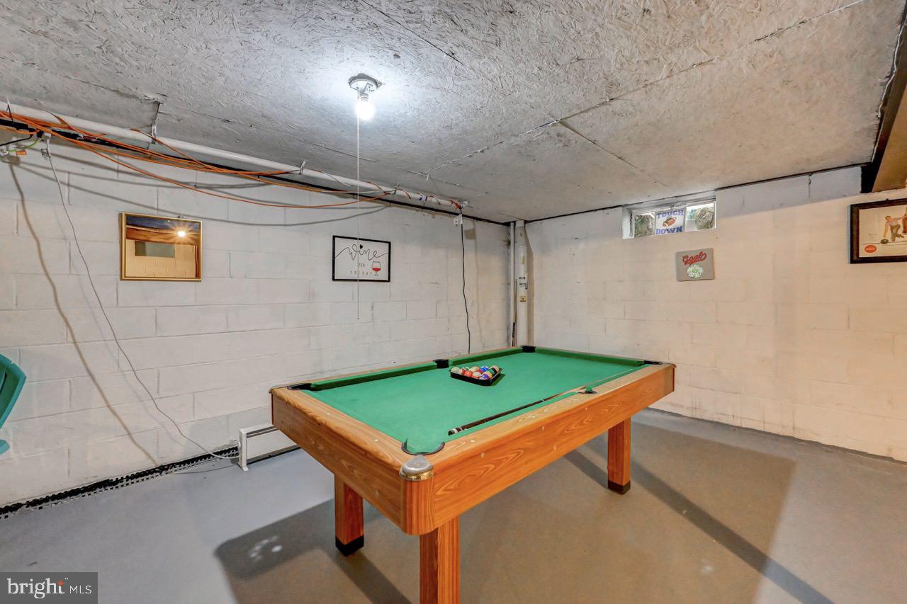 SPLIT ROCK - Residential