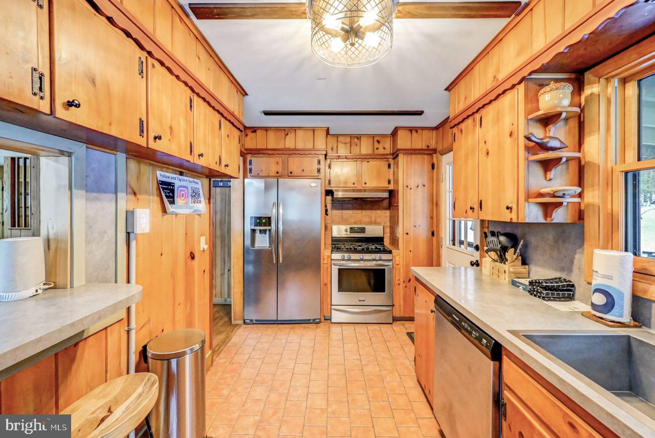 SPLIT ROCK - Residential