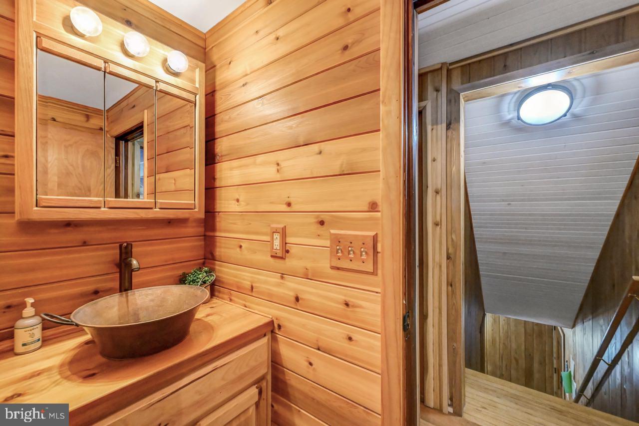 SPLIT ROCK - Residential