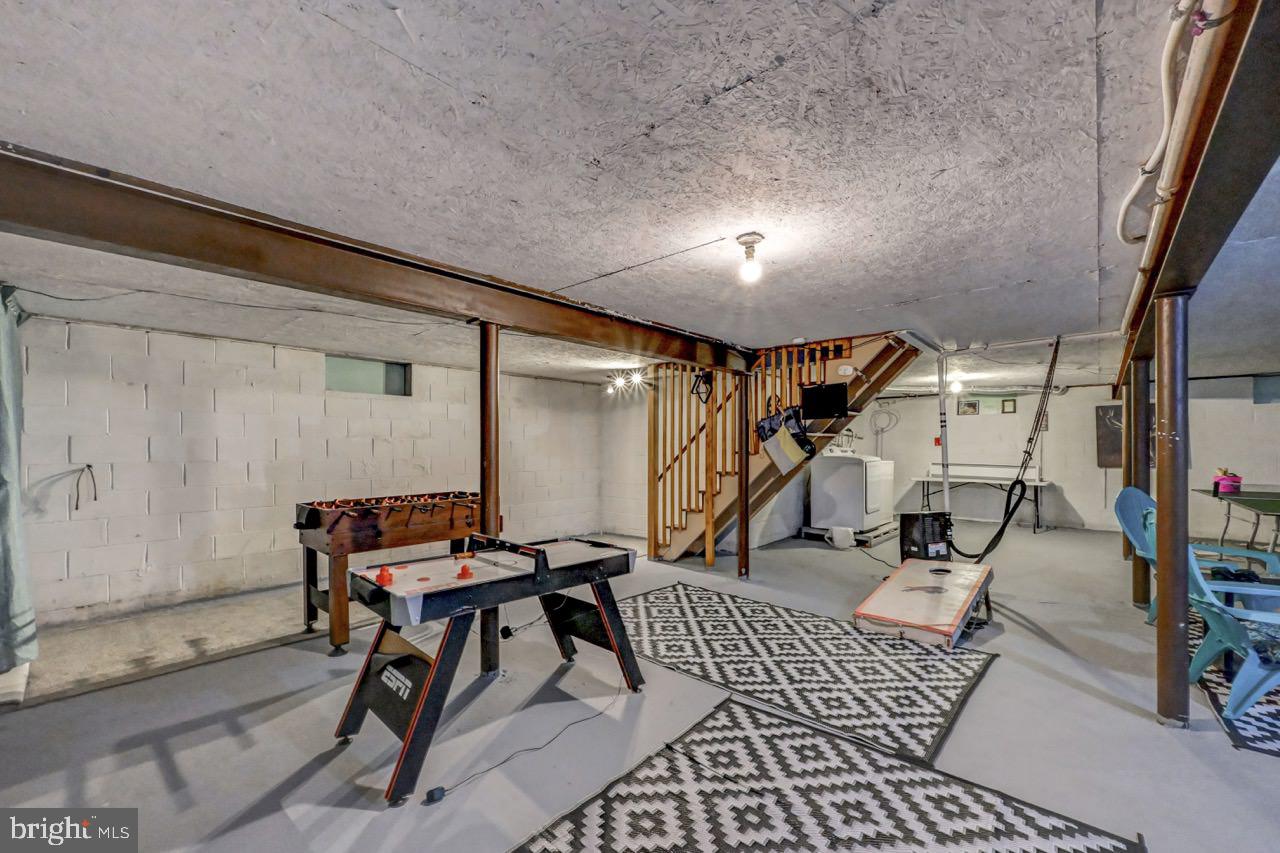 SPLIT ROCK - Residential