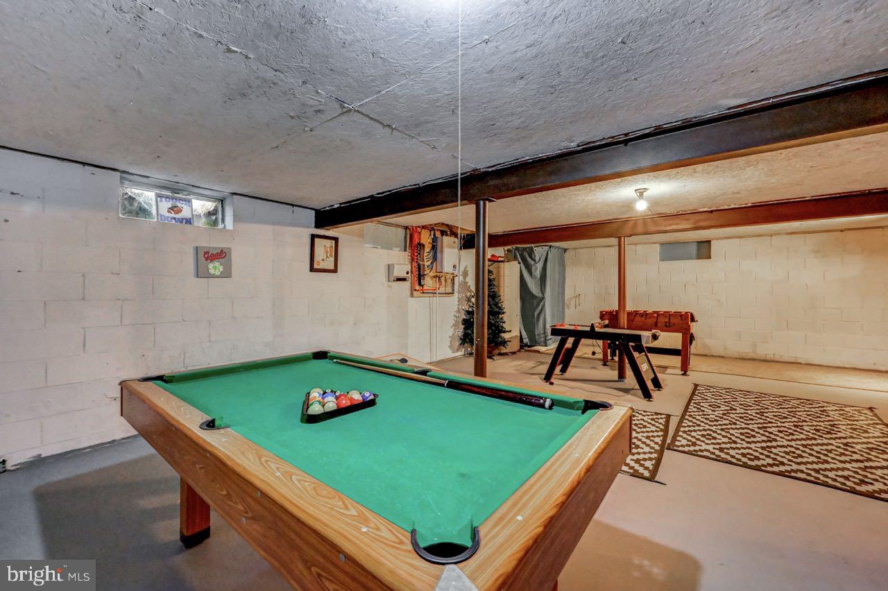 SPLIT ROCK - Residential