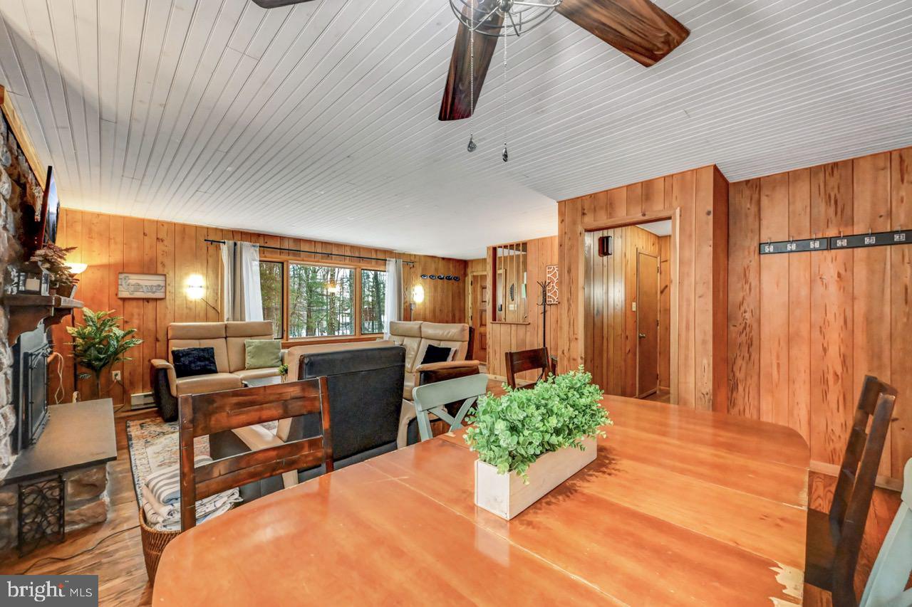 SPLIT ROCK - Residential