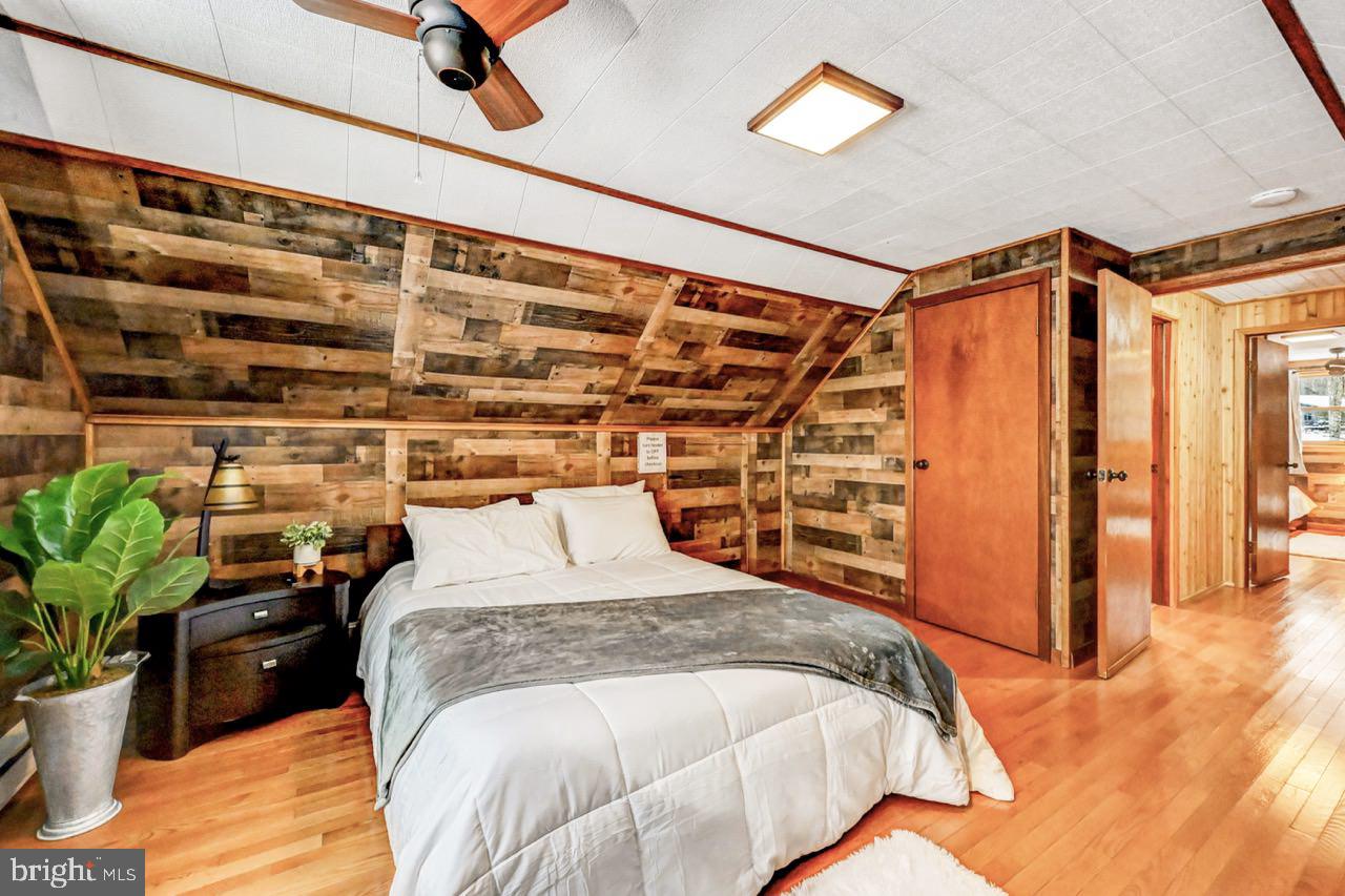 SPLIT ROCK - Residential