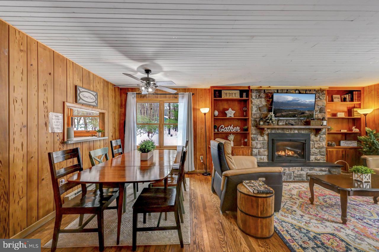 SPLIT ROCK - Residential