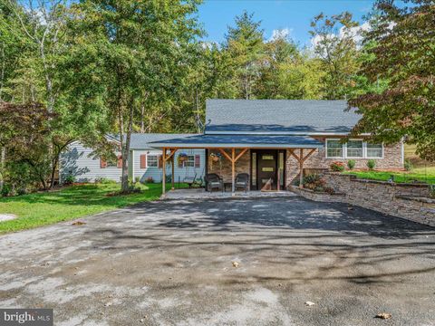 Homes For Sale - 269 Mountain Laurel Drive<br/> BERKELEY SPRINGS, WV 25411
