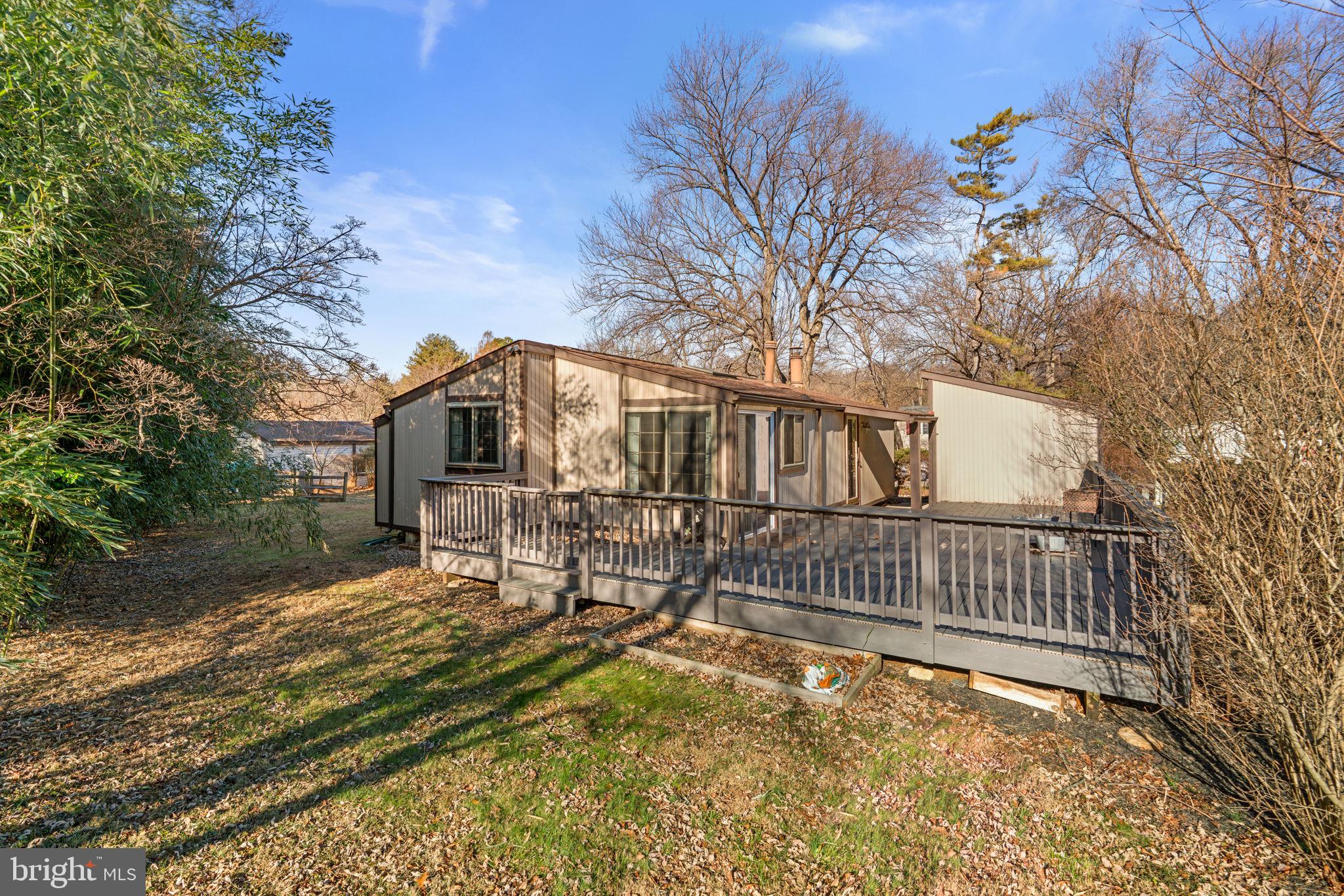 OAKLAND MILLS - Residential Lease