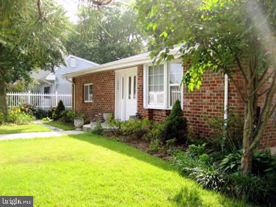 LONG BEACH - Residential