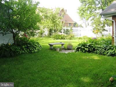 LONG BEACH - Residential