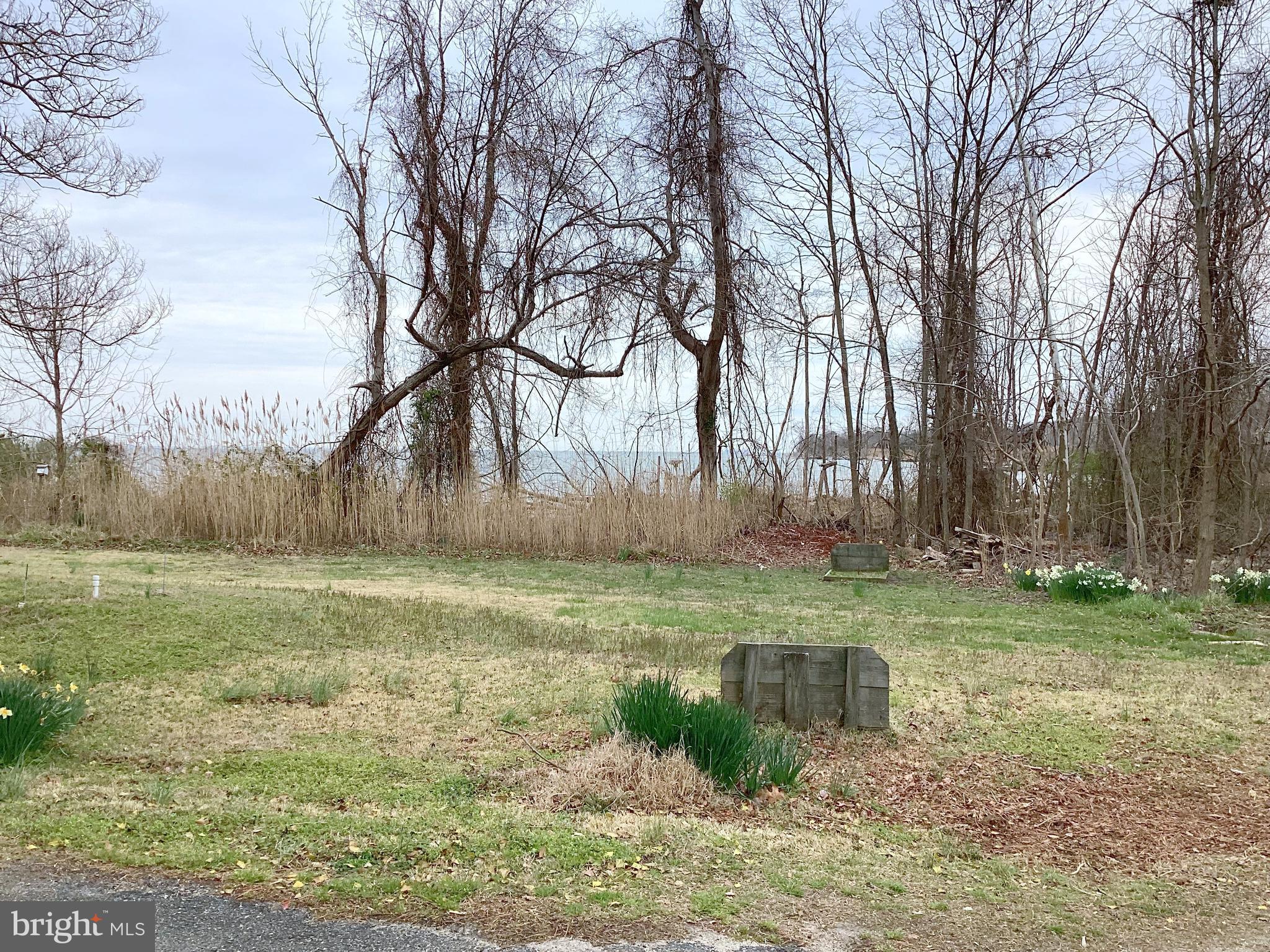 LONG BEACH - Residential