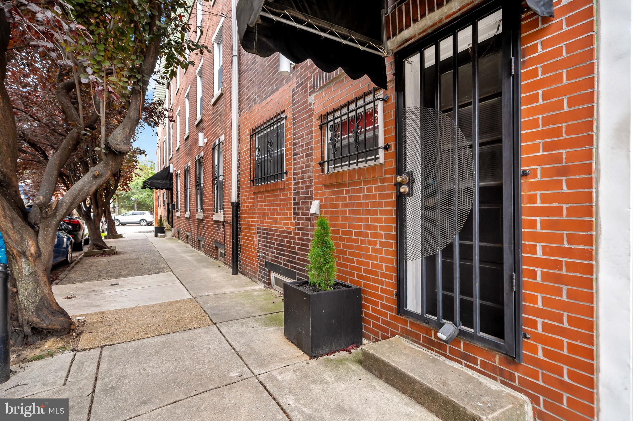 BELLA VISTA - Residential Lease