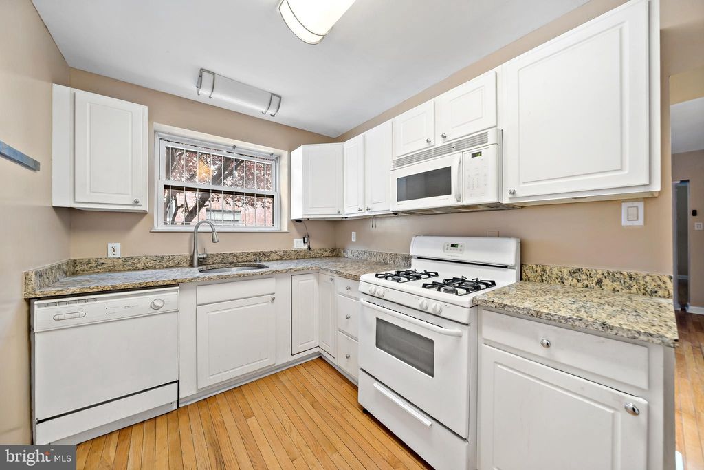 Photo of 926 E Passyunk Avenue #1, PHILADELPHIA, PA 19147 (MLS # PAPH2538838)