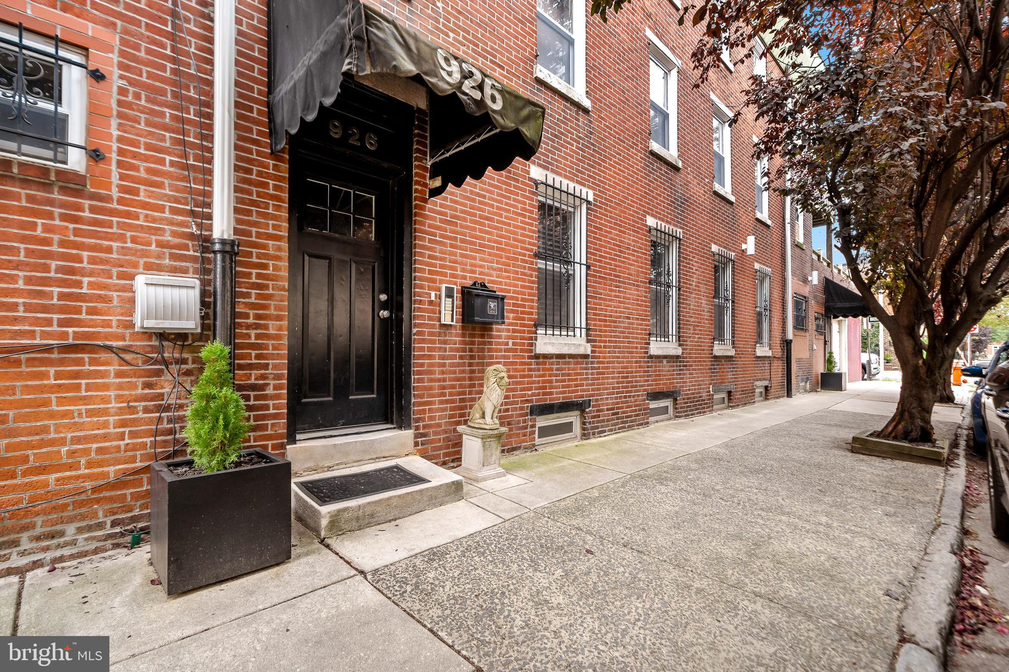 BELLA VISTA - Residential Lease