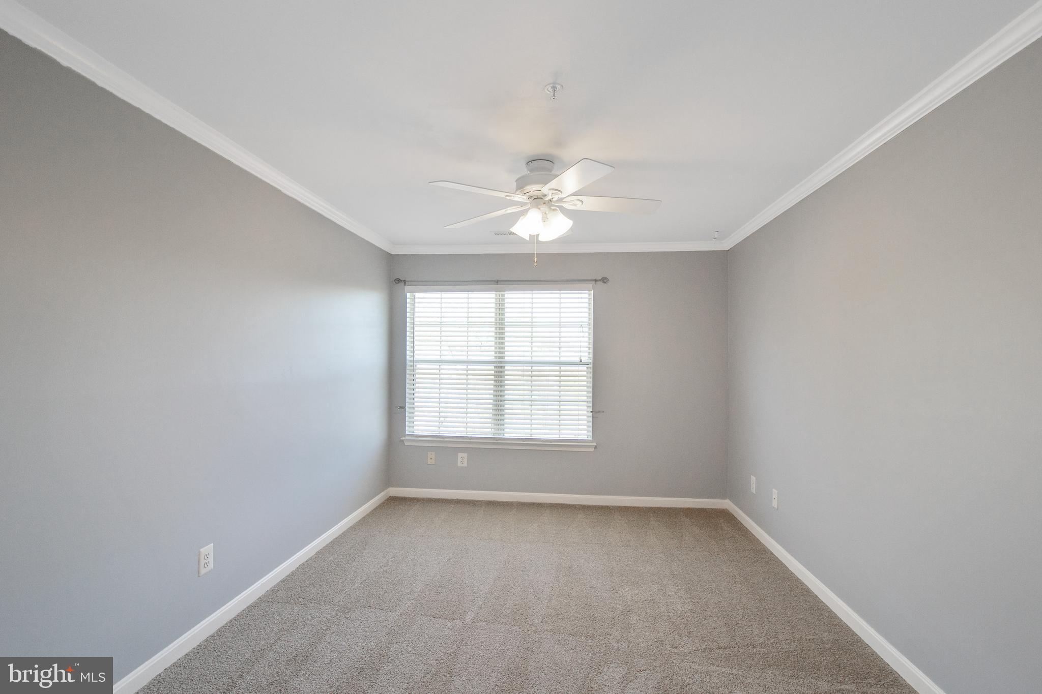 CLOVERLEAF CENTER - Residential