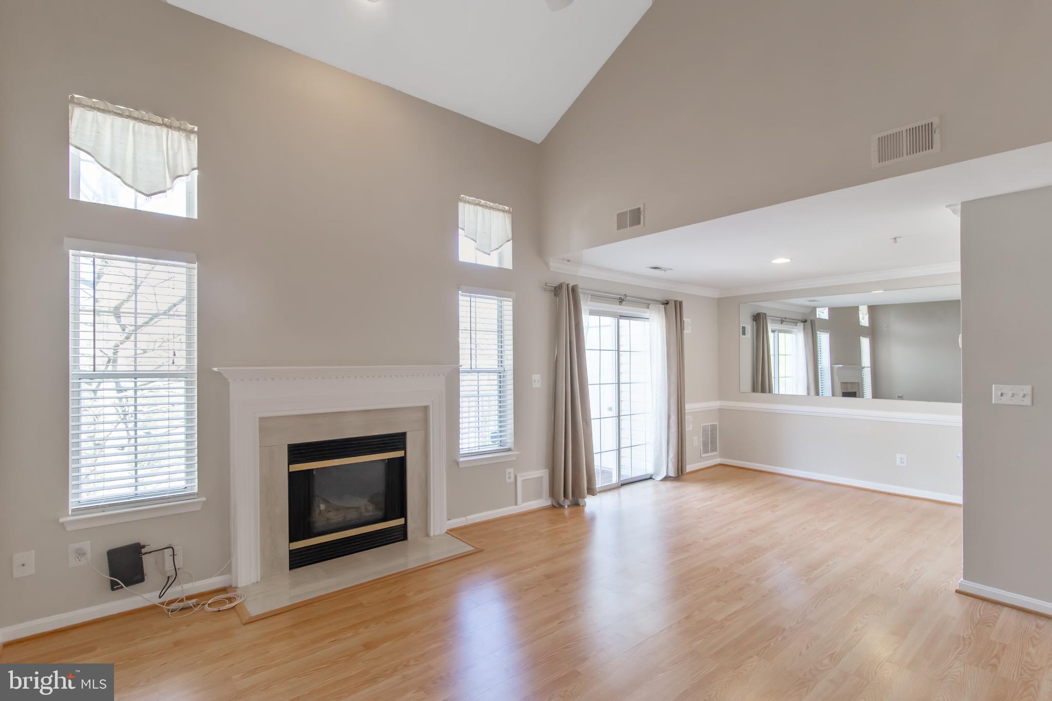 CLOVERLEAF CENTER - Residential