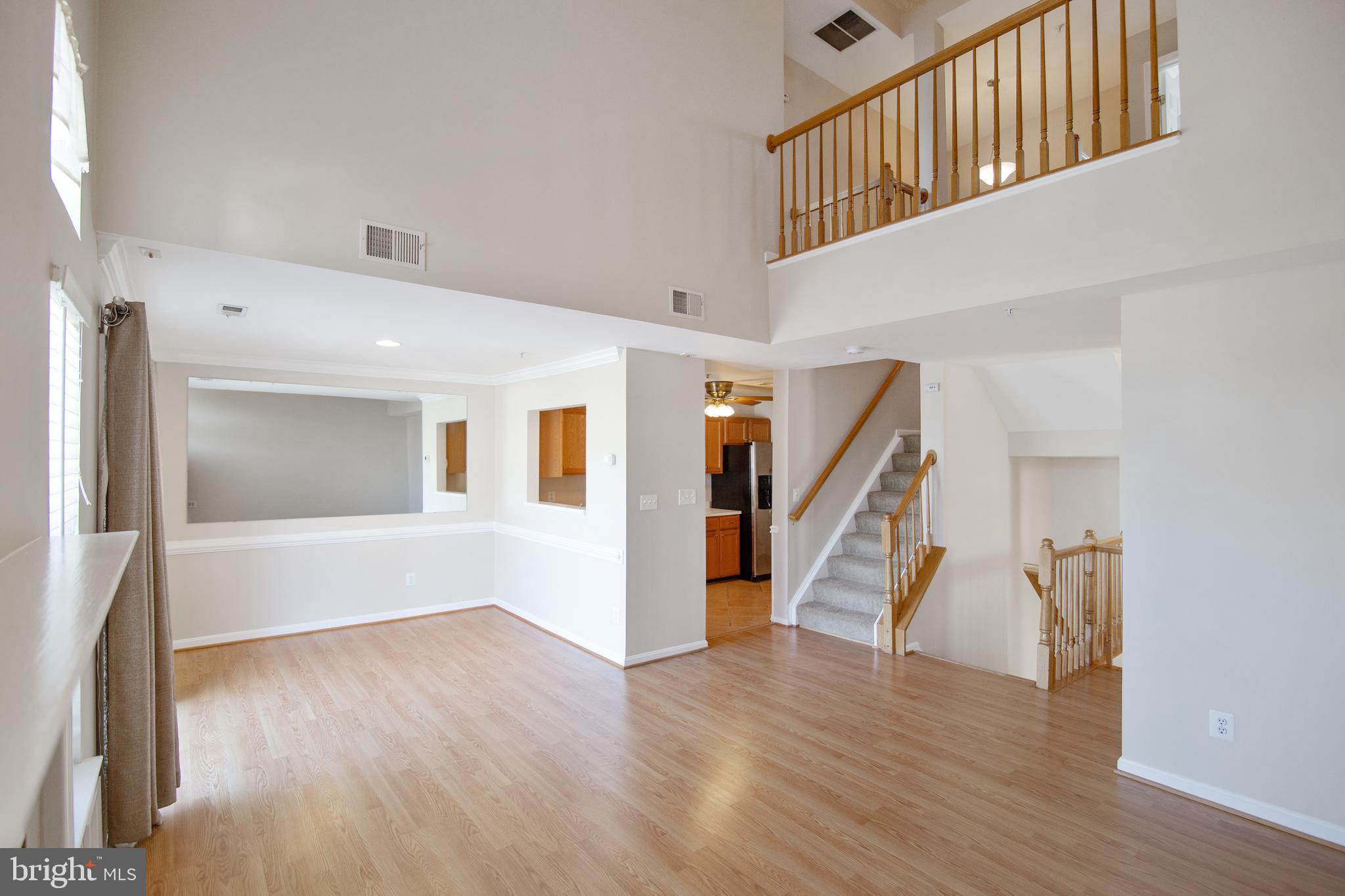 CLOVERLEAF CENTER - Residential