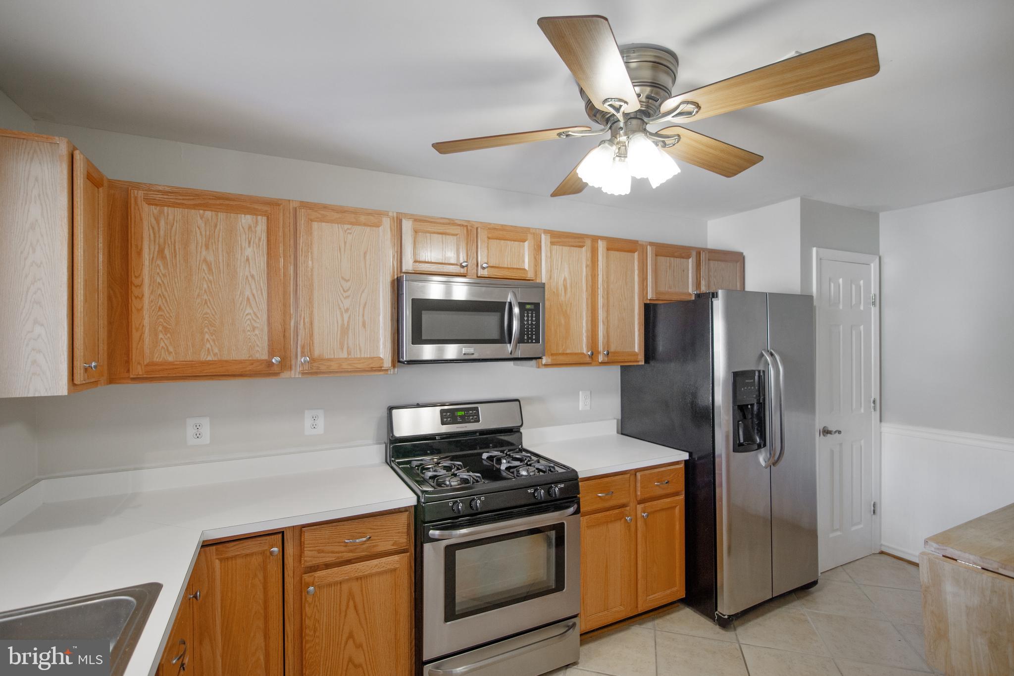 CLOVERLEAF CENTER - Residential