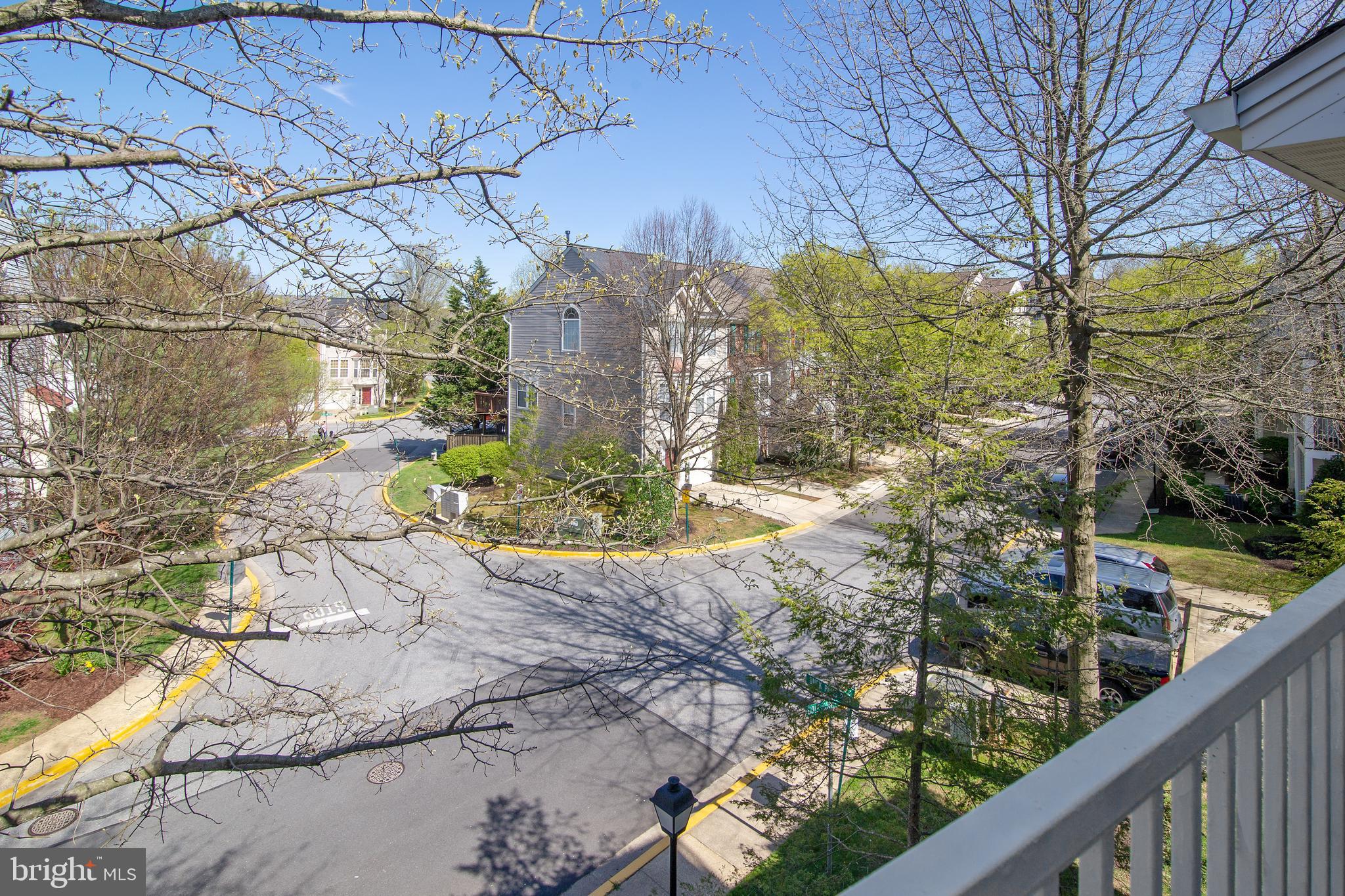 CLOVERLEAF CENTER - Residential