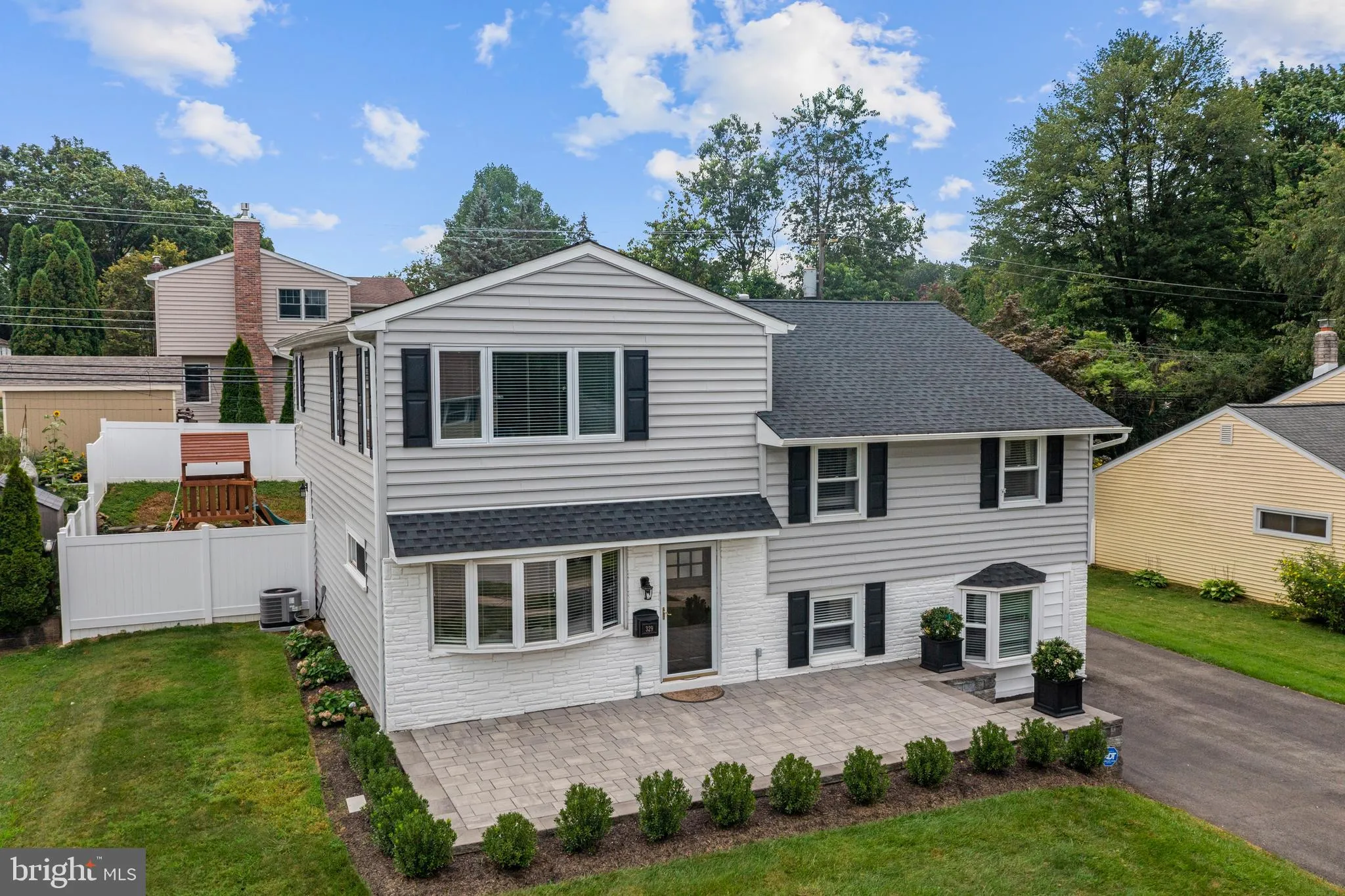 Bryn Mawr, Pennsylvania 19010, United States, 4 Bedrooms Bedrooms, ,3 BathroomsBathrooms,Residential,Pending,201285