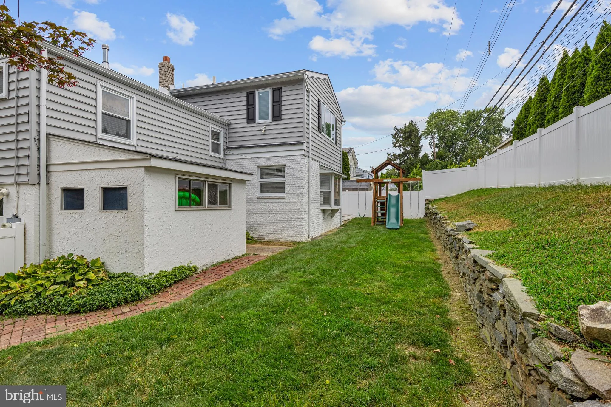 Bryn Mawr, Pennsylvania 19010, United States, 4 Bedrooms Bedrooms, ,3 BathroomsBathrooms,Residential,Pending,201285