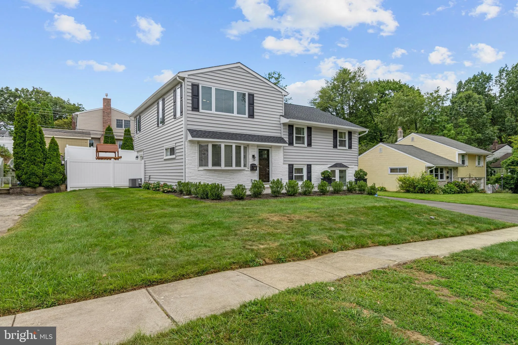Bryn Mawr, Pennsylvania 19010, United States, 4 Bedrooms Bedrooms, ,3 BathroomsBathrooms,Residential,Pending,201285