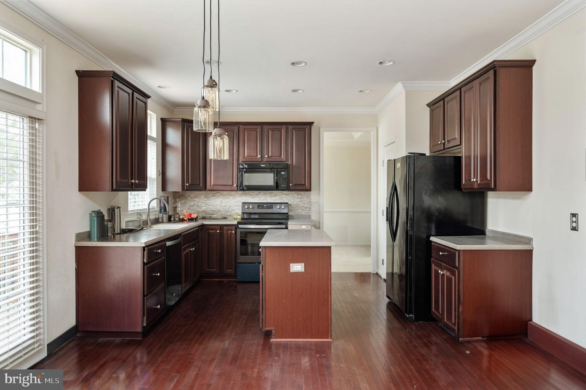 PORT POTOMAC - Residential