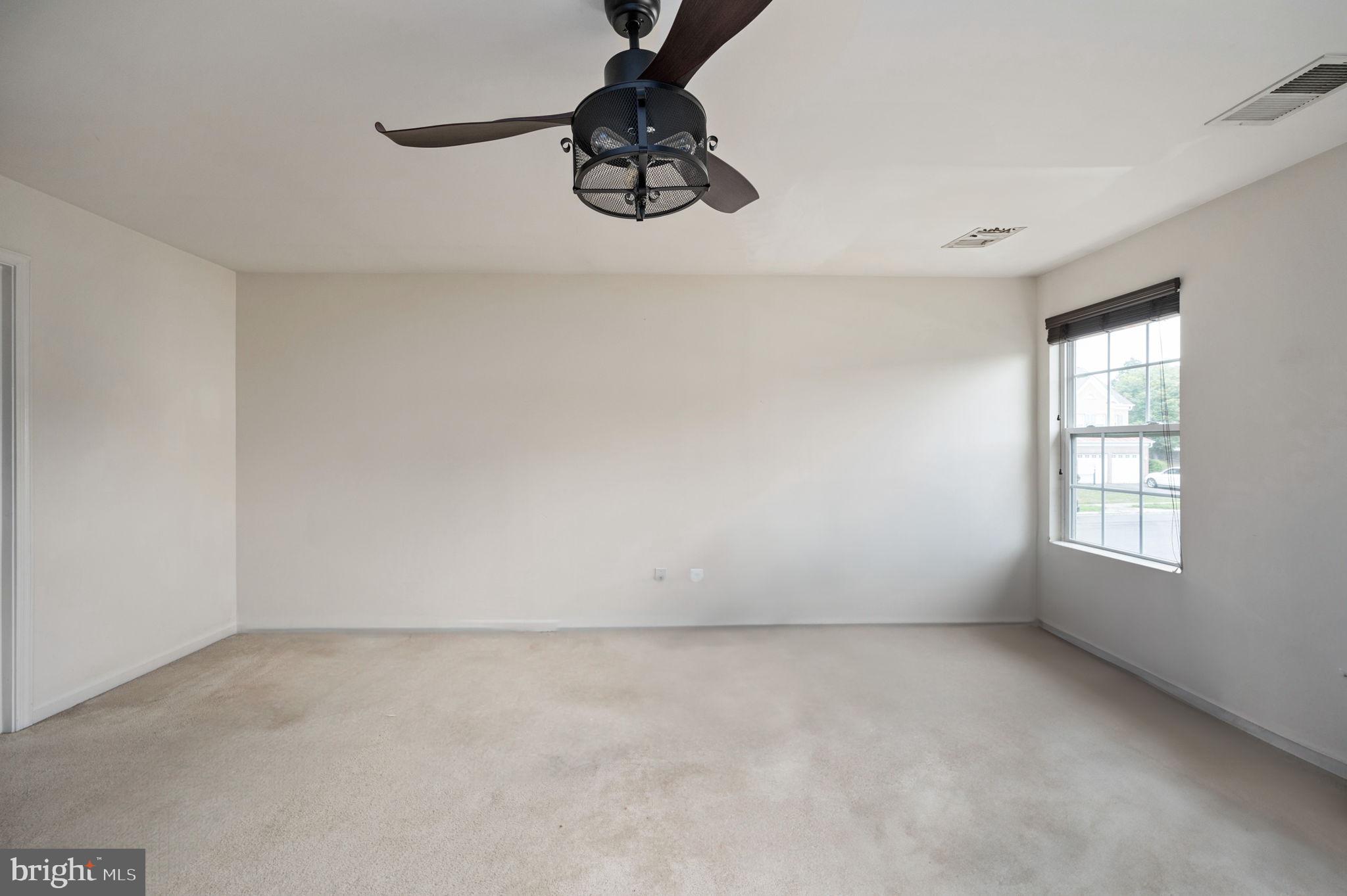 PORT POTOMAC - Residential