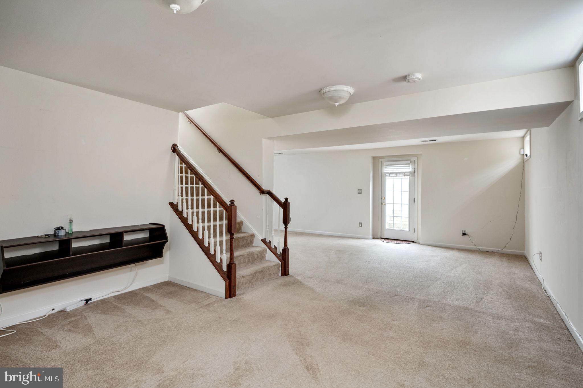 PORT POTOMAC - Residential