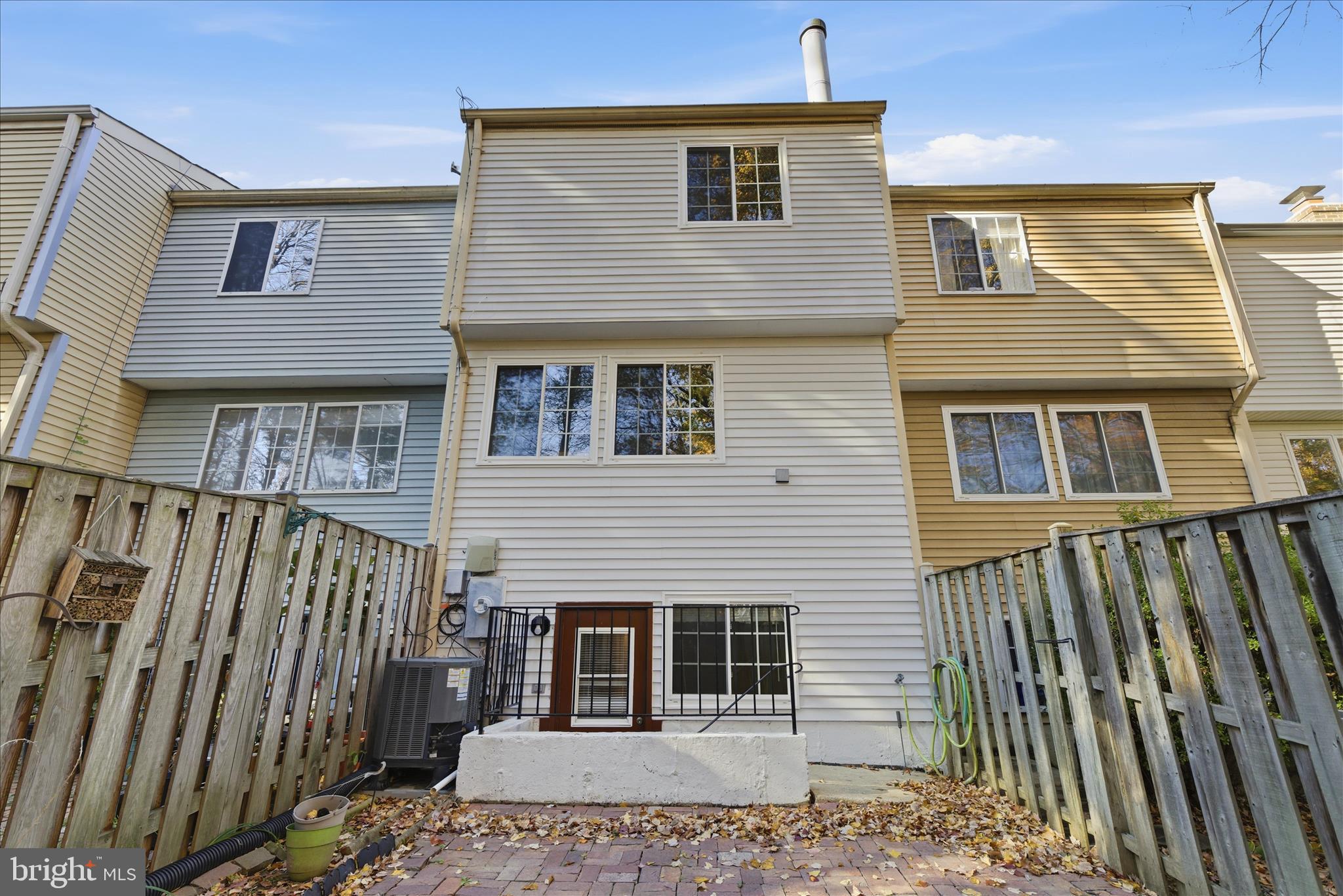 TARTAN VILLAGE - Residential Lease