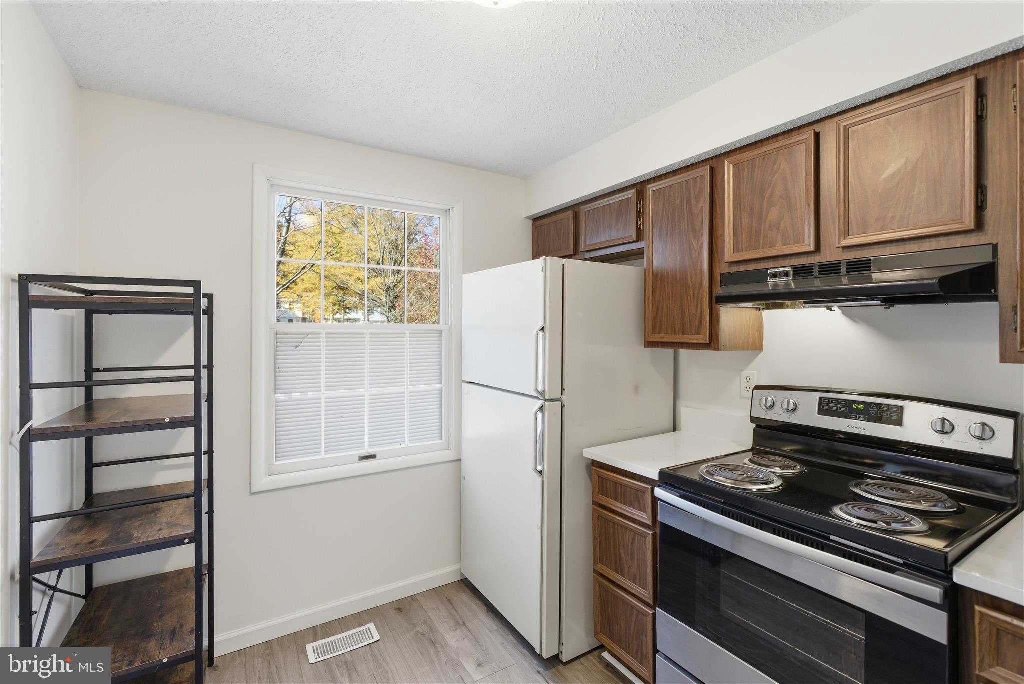 TARTAN VILLAGE - Residential Lease