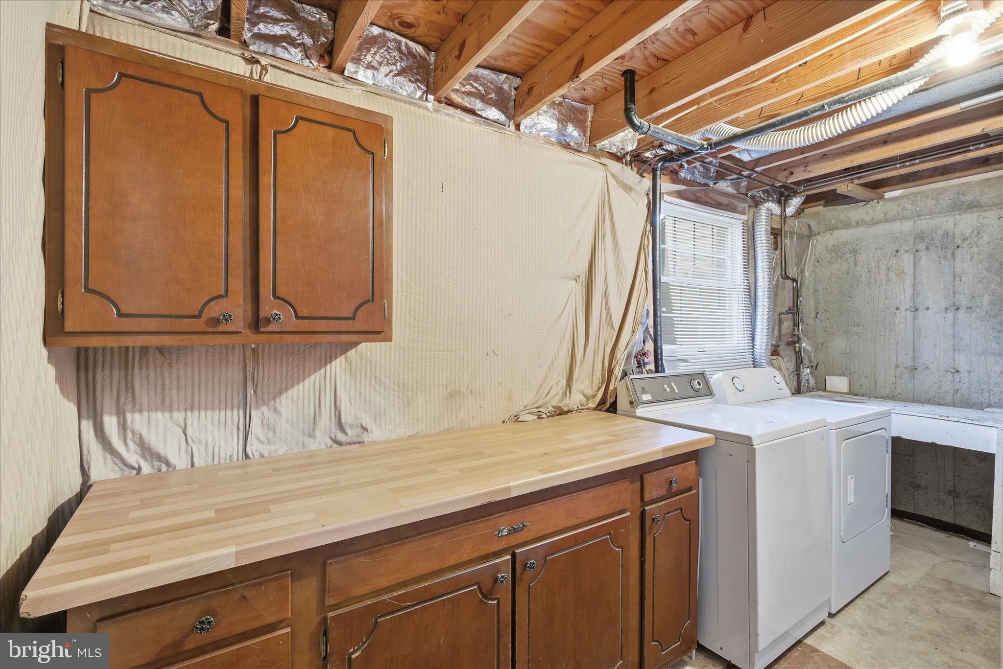 TARTAN VILLAGE - Residential Lease