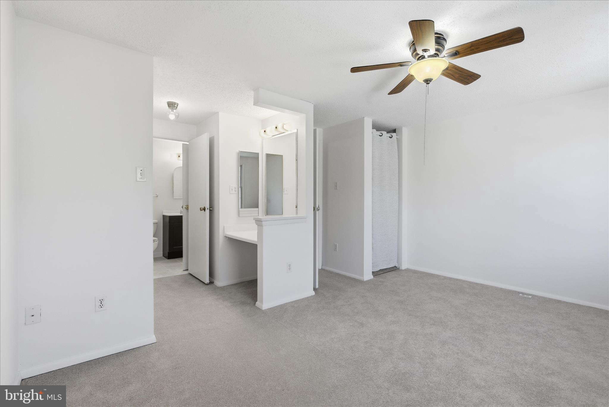 TARTAN VILLAGE - Residential Lease