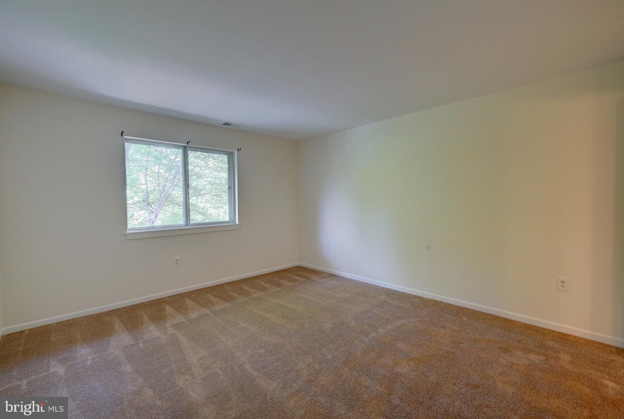 BRYANT WOODS - Residential Lease