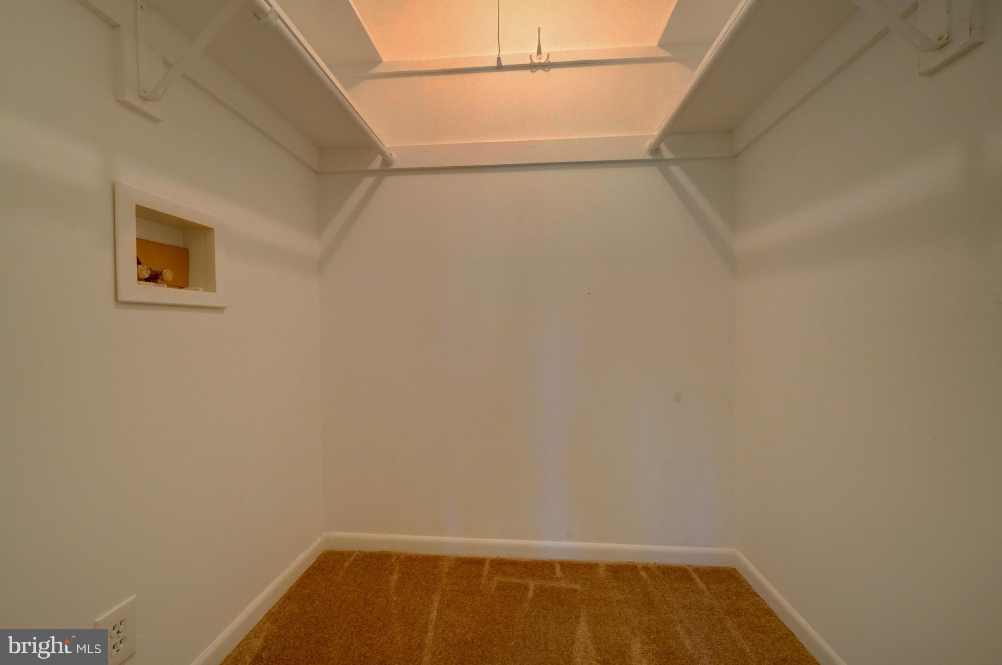 BRYANT WOODS - Residential Lease