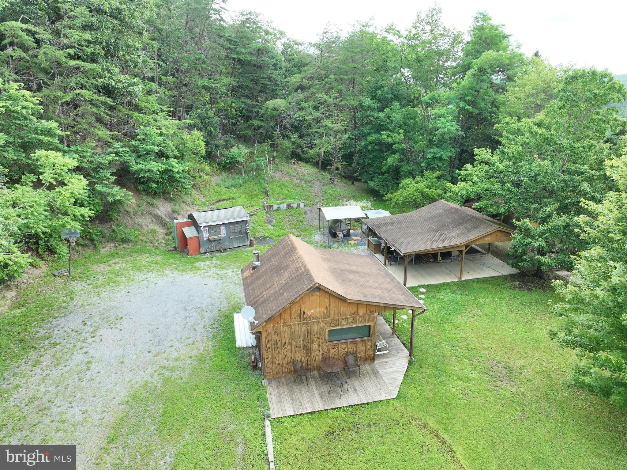 CAPON BRIDGE - Residential