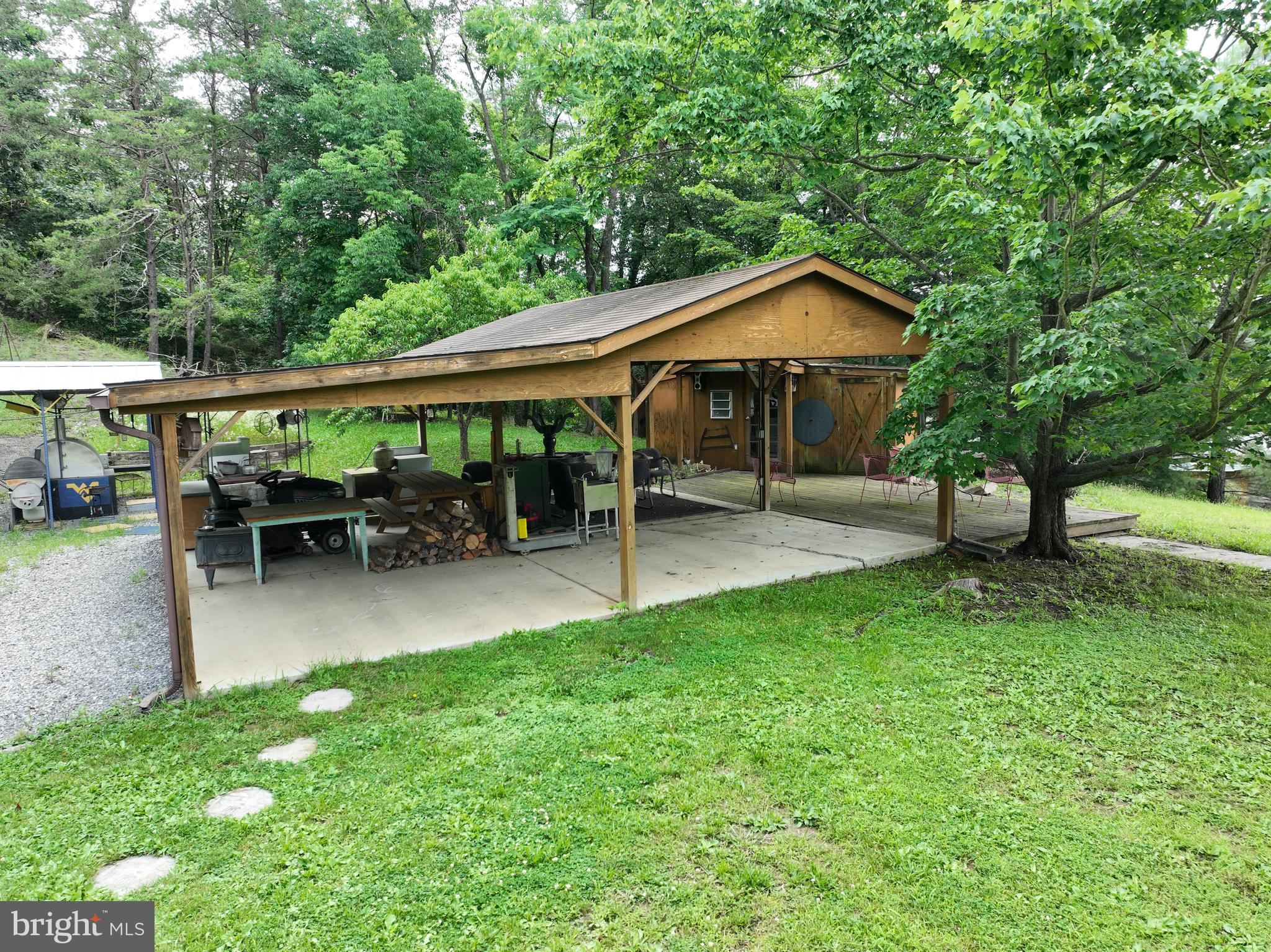 CAPON BRIDGE - Residential