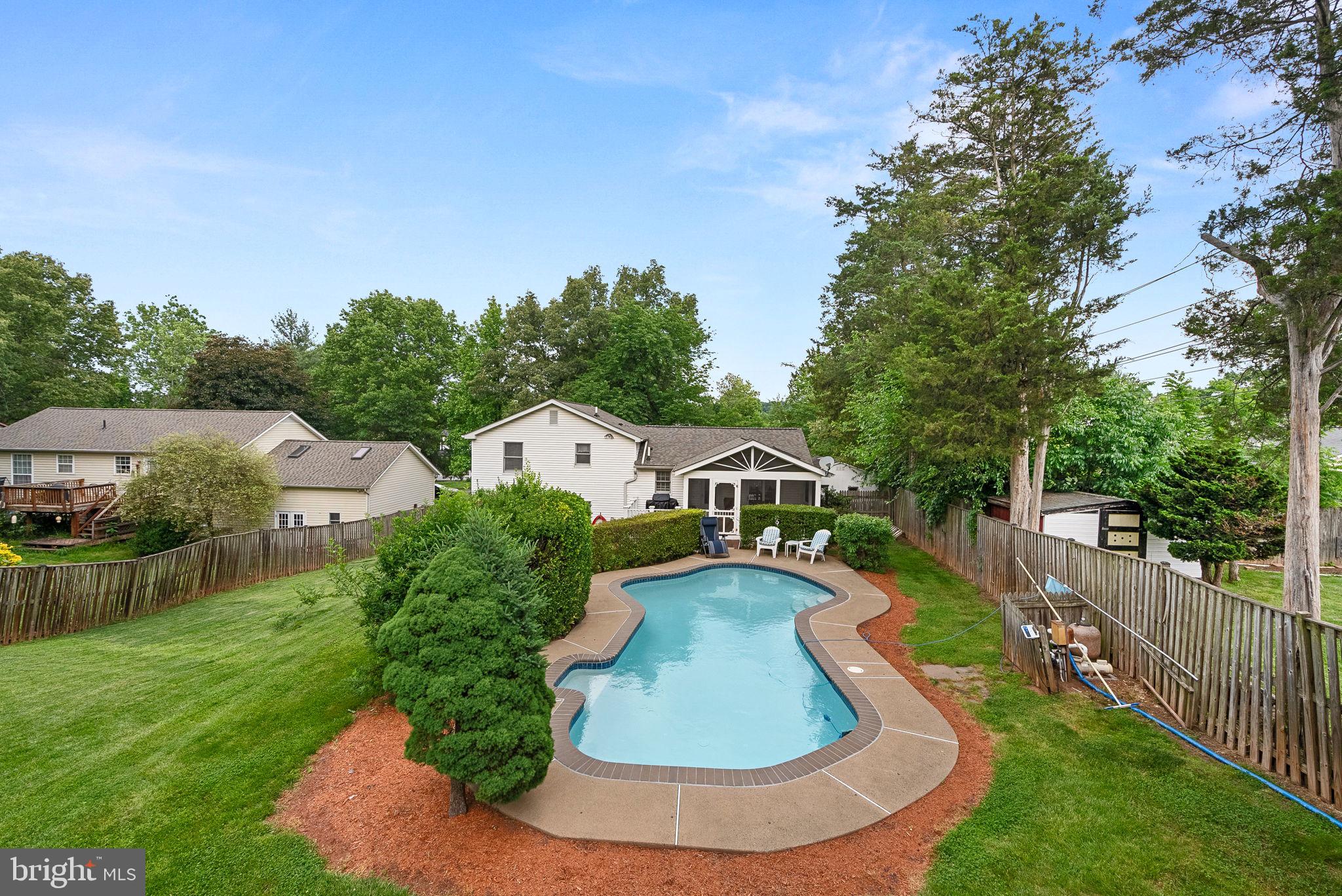 FOXLEE - Residential